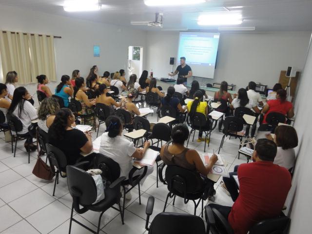 Capacitação em Pedra Azul. Foto: Allan Campos.