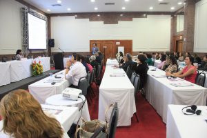 Profissionais assistem à conferência de Jorge Pinto. Foto: Bruna Carvalho.