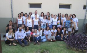 Equipe reunida na oficina de capacitação. Foto: Rafaella Arruda.