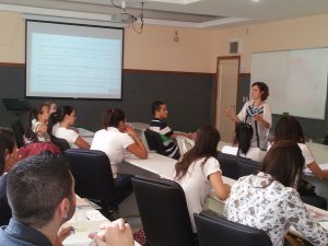 A nutricionista Michelle Alves fala sobre o trabalho do Ceaps. (Crédito: Rafaella Arruda)